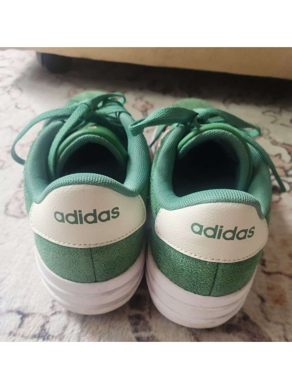 Adidas Women's Sz. 7.5 VL Court Bold Athletic Sneakers In Green/Pink - Picture 3 of 7